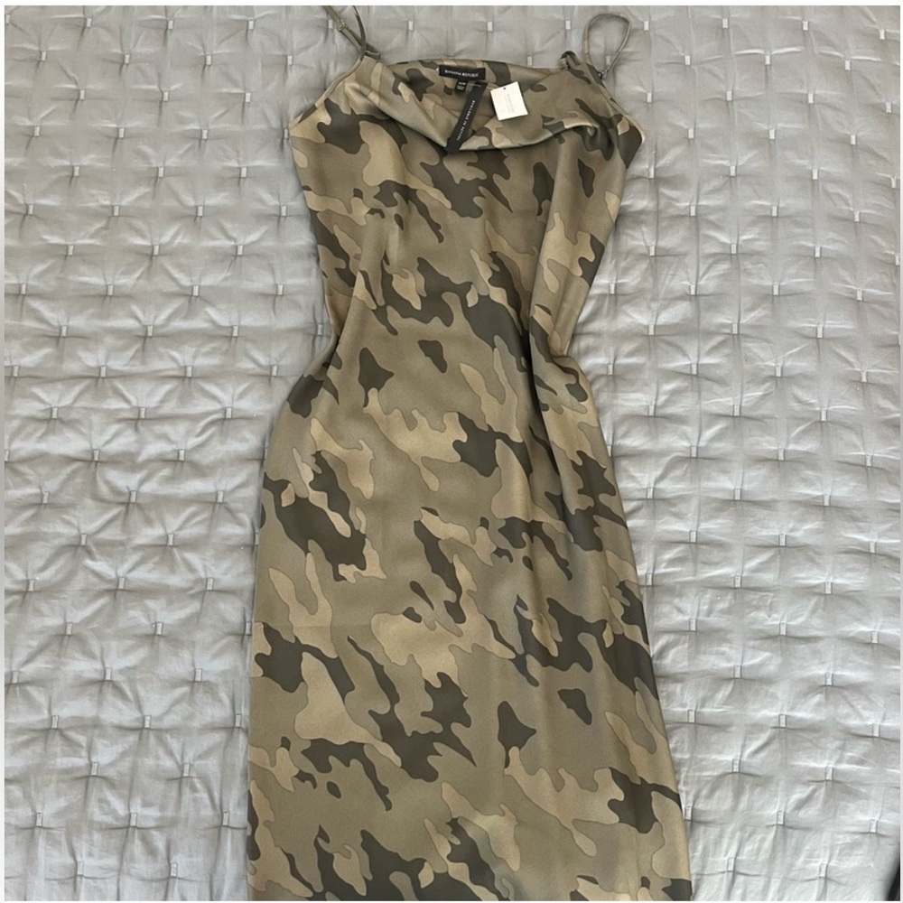 NWT Banana Republic Camouflage Slip Dress Medium - Picture 3 of 6